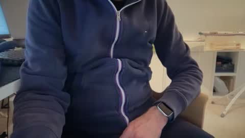 Snapshot of wet_adidasboy chatting on 10-14-25, 06:25 wet_adidasboy online show from 10-14-25, 06:25