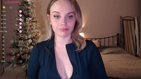 Lana online show from 12-20-24, 08:01