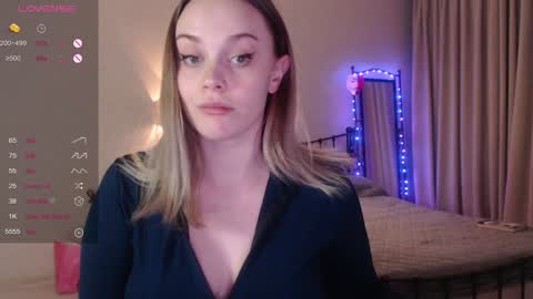 Lana online show from 01-22-25, 04:44