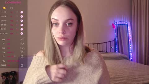 Lana online show from 02-12-25, 03:27