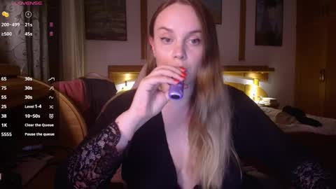 Lana online show from 04-13-26, 07:41