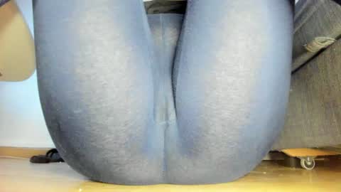 Snapshot of wet_pants2022 chatting on 06-29-26, 09:48 wet_pants2022 online show from 06-29-26, 09:48