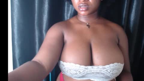 Snapshot of wet_xxpussy55 chatting on 10-10-25, 12:31 Sonia online show from 10-10-25, 12:31