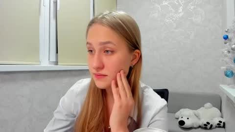 Sonya online show from 12-13-24, 04:49