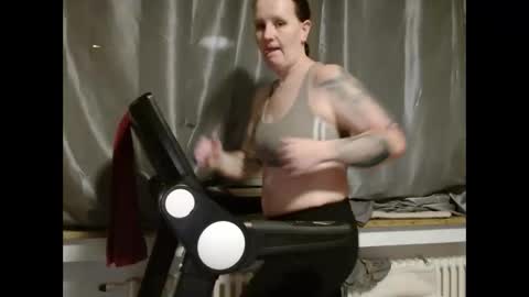 Snapshot of wetgerman2 chatting on 01-08-25, 09:34 Wetgerman online show from 01-08-25, 09:34