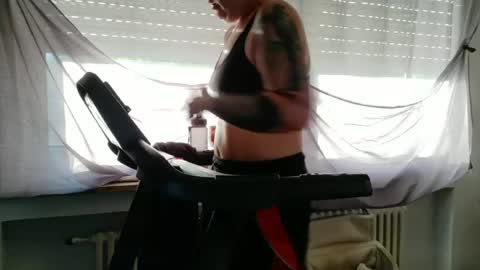 Snapshot of wetgerman2 chatting on 06-19-26, 04:39 Wetgerman online show from 06-19-26, 04:39