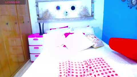 gina online show from 11-15-25, 05:38