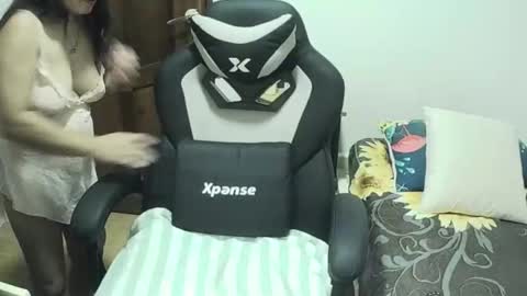 Lyns online show from 09-15-25, 04:51