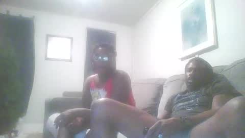 Snapshot of wetoohot2016 chatting on 12-19-25, 07:15 WIFE A THICKY AND HUSBAND SLIM with a nice PACKAGE online show from 12-19-25, 07:15