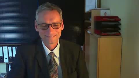 Snapshot of wetsuitedman chatting on 03-10-25, 02:48 Franz online show from 03-10-25, 02:48