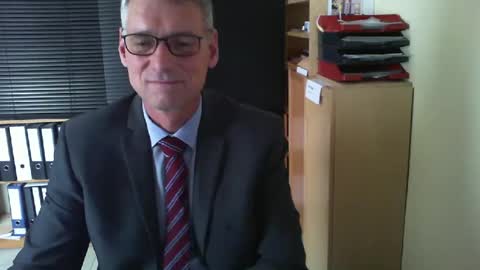 Franz online show from 06-26-26, 02:21