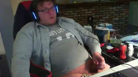 Snapshot of whateverdude555 chatting on 11-17-25, 10:15 whateverdude555 online show from 11-17-25, 10:15