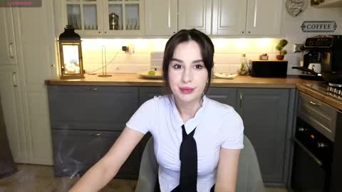 Victoria Maria online show from 02-11-25, 09:14