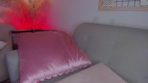 Sara  online show from 01-08-25, 05:26