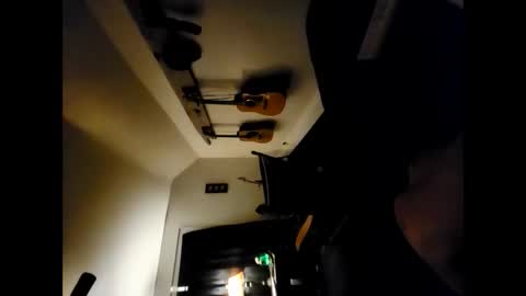 Snapshot of whilstlywandering chatting on 04-06-26, 04:32 whilstlywandering online show from 04-06-26, 04:32