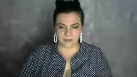 Snapshot of white__queen_ chatting on 06-17-26, 07:11 white__queen_ online show from 06-17-26, 07:11