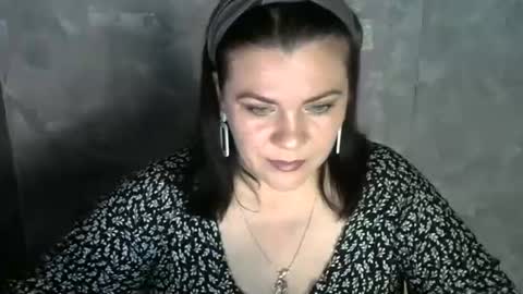 Snapshot of white__queen_ chatting on 06-23-26, 06:55 white__queen_ online show from 06-23-26, 06:55