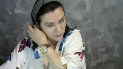 Snapshot of white__queen_ chatting on 07-21-26, 08:16 white__queen_ online show from 07-21-26, 08:16