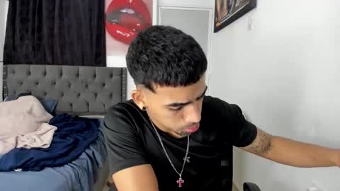 white online show from 04-01-26, 05:08