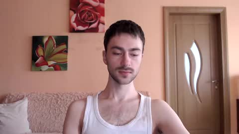 Snapshot of white_sport chatting on 06-04-26, 11:38 Tom online show from 06-04-26, 11:38