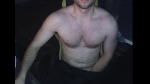 Snapshot of white_wolf_6 chatting on 12-01-25, 06:35 xoAresox online show from 12-01-25, 06:35