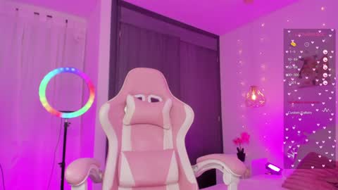 whiteatenea online show from 02-08-25, 08:09