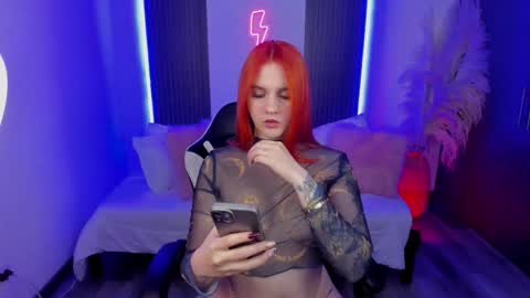 whiteatenea online show from 11-10-25, 04:11