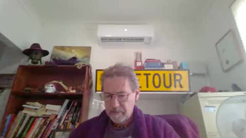 whiteboomer online show from 04-05-26, 11:02