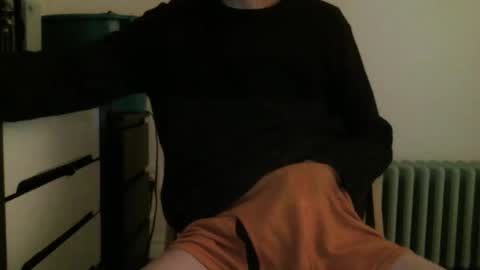 Snapshot of whiteboyslim21 chatting on 11-24-25, 07:19 whiteboyslim21 online show from 11-24-25, 07:19