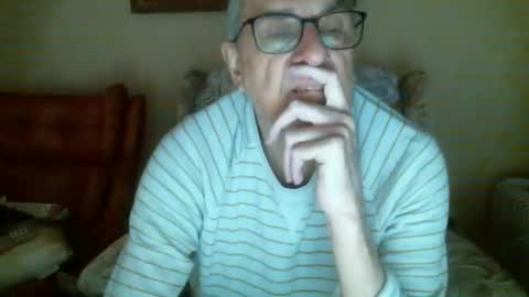 whitebriefs009 online show from 01-23-25, 09:18