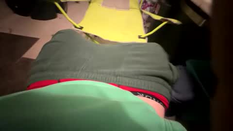 whitechoc2012 online show from 12-01-25, 02:05