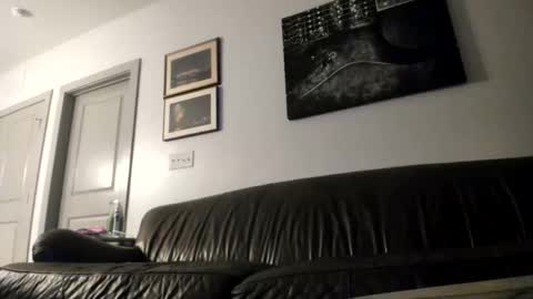 Snapshot of whitechocalate91 chatting on 11-09-25, 09:18 just str8 stud nut 1000 online show from 11-09-25, 09:18