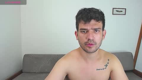 Dylan white online show from 01-05-25, 01:13