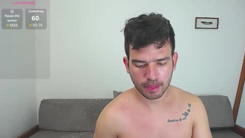 Dylan white online show from 01-05-25, 04:27