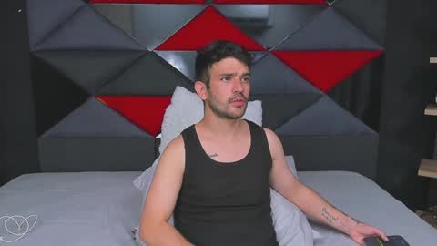 Dylan white online show from 02-28-25, 09:55