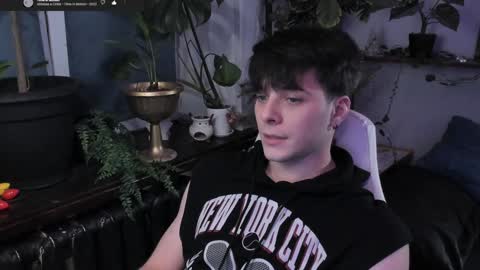 Gus online show from 01-22-25, 09:32