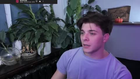 Gus online show from 10-26-25, 09:10