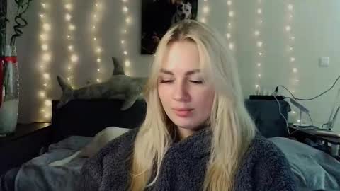 Snapshot of whitehex666 chatting on 11-29-25, 06:44 whitehex666 online show from 11-29-25, 06:44