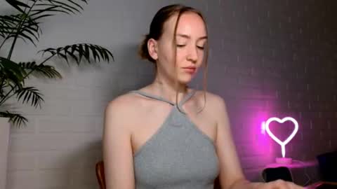 Snapshot of whiteprincessluna chatting on 06-26-26, 01:37 You wont find me here on Saturdays and Sundays online show from 06-26-26, 01:37