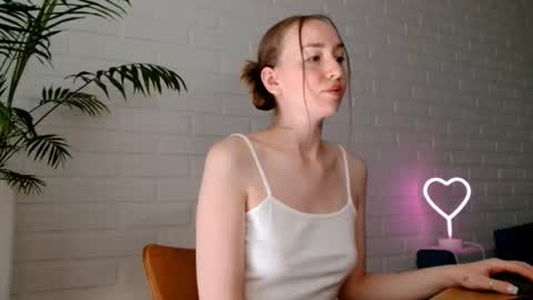 Snapshot of whiteprincessluna chatting on 07-07-26, 11:58 You wont find me here on Saturdays and Sundays online show from 07-07-26, 11:58