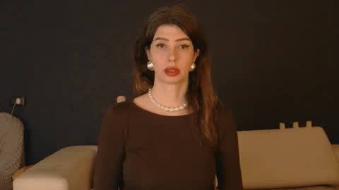 White Queen online show from 03-13-26, 09:43