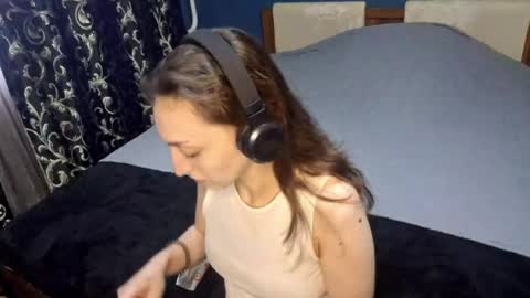 Snapshot of whitleyscianna chatting on 04-27-26, 04:16 Cindy online show from 04-27-26, 04:16
