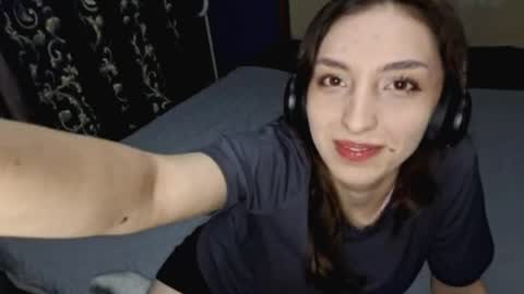 Snapshot of whitleyscianna chatting on 04-30-26, 04:13 Cindy online show from 04-30-26, 04:13
