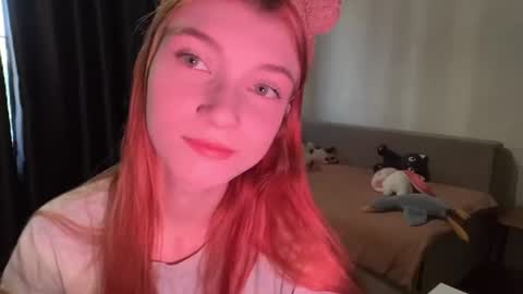 Snapshot of whitneyblaze chatting on 06-14-26, 01:24 Alaska 3 online show from 06-14-26, 01:24
