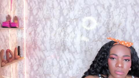 Snapshot of whitneyyfox chatting on 01-09-25, 07:42 whitneyyfox online show from 01-09-25, 07:42