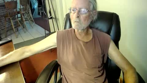 whofcares2 online show from 05-28-26, 02:47