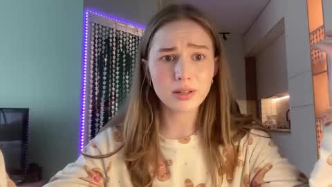 Alisa online show from 12-25-24, 09:34