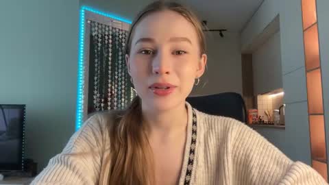 Alisa online show from 01-19-25, 06:42