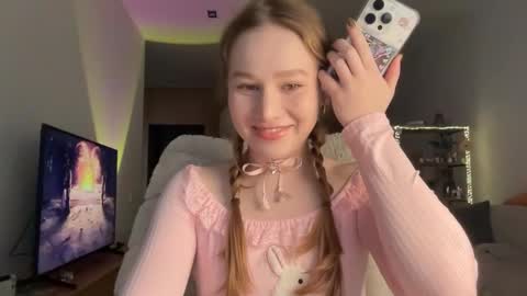 Alisa online show from 11-04-25, 07:07