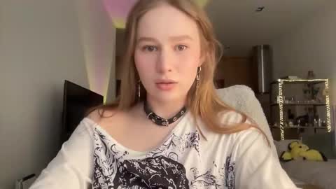 Alisa online show from 02-04-26, 08:09